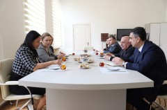 Xalel Dosmuxamedov adına Atırau Dövlət Universitetinin nümayəndə heyəti LDU-dadır