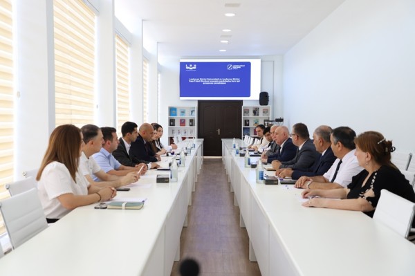 LDU Lənkəran Dövlət Peşə Təhsil Mərkəzi ilə birgə kənd təsərrüfatı sahəsində süni intellektin tətbiq edilməsi ilə bağlı layihələr işləyəcək