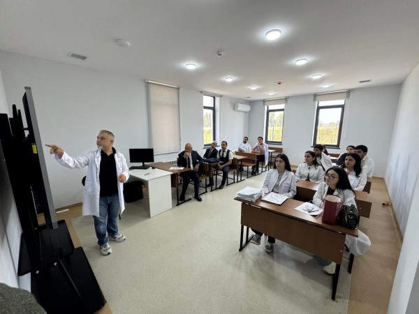 Türkiyəli professorun LDU-da ustad dərsləri